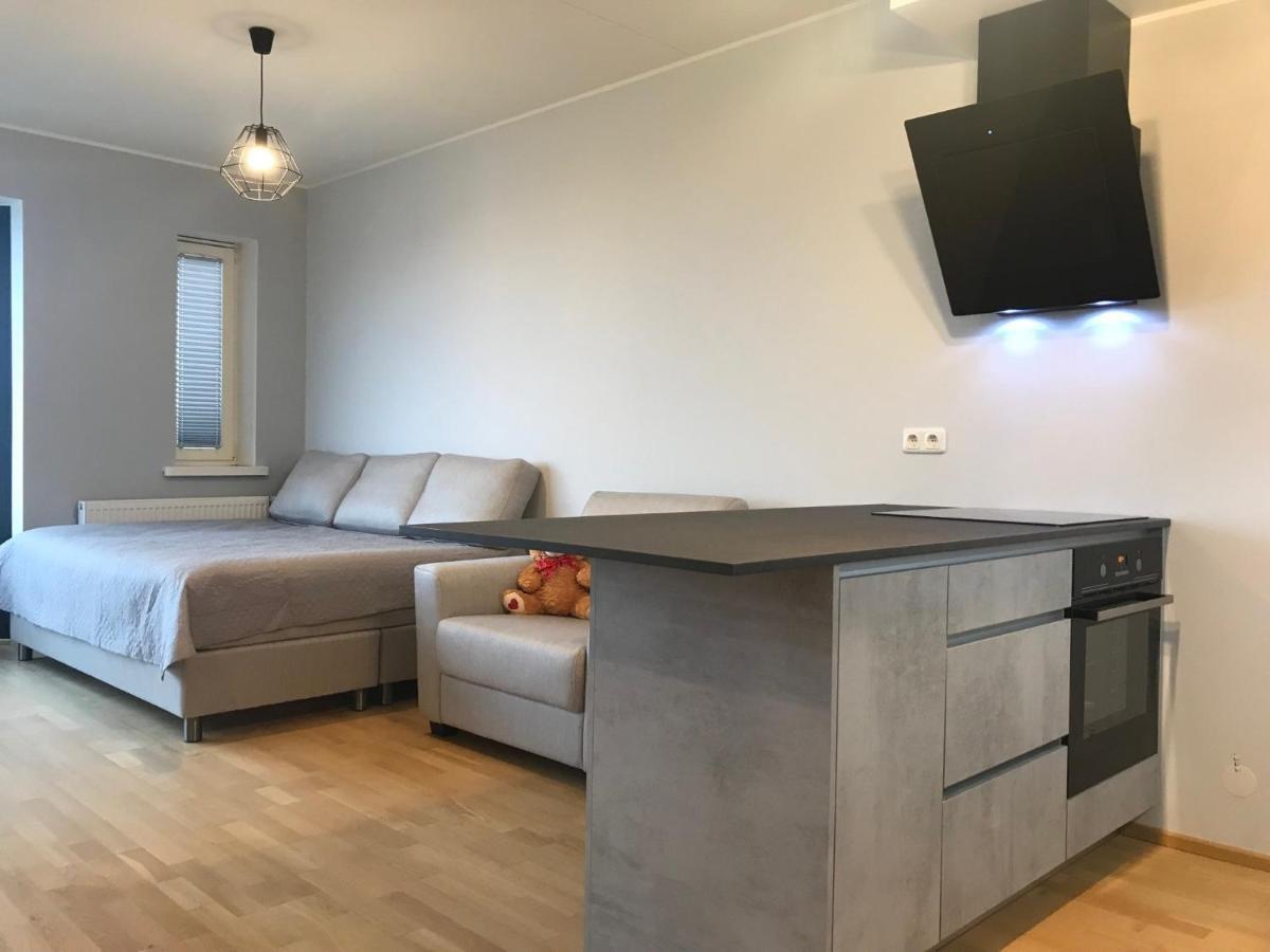 Apartment24 Yacht Club View Parnu Ngoại thất bức ảnh